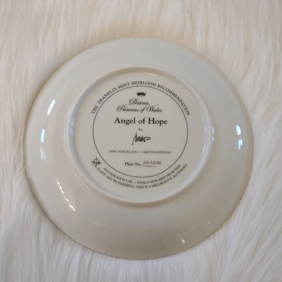 Princess Diana Collector Plate Lot of 2 - Picture 14 of 14